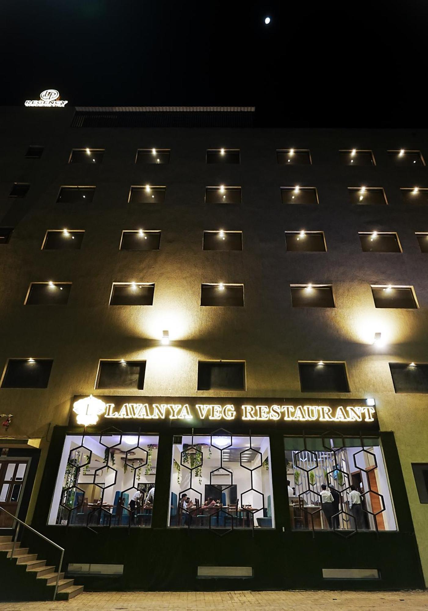 L P Regency, Pune Exterior foto